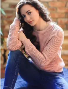 Elite escort service in Sainik Colony for home and hotel visits